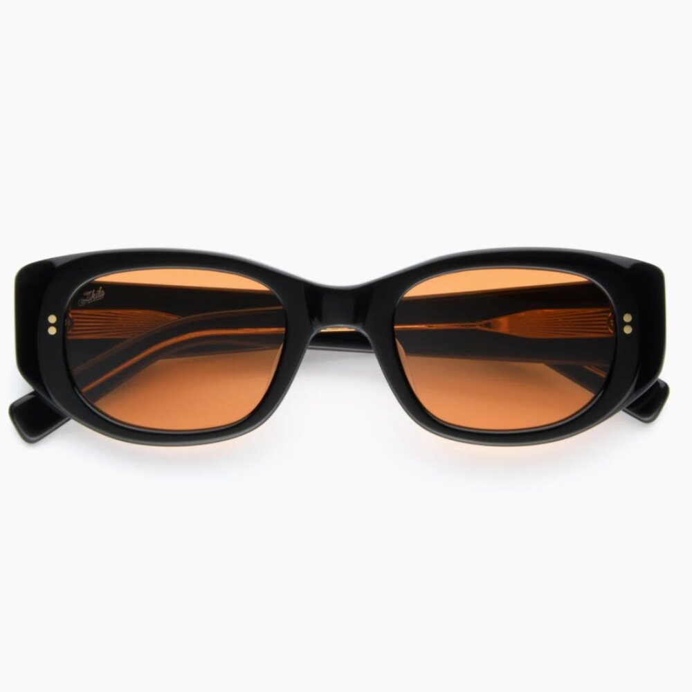 Akila Silvia Sunglasses - Black Frame / Umbre Lens